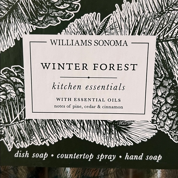 Williams Sonoma winter forest kitchen essentials gift set - Picture 2 of 2